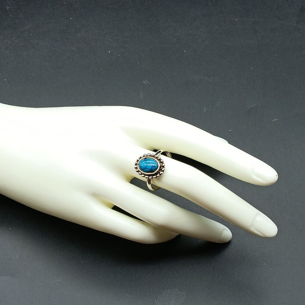 Vintage Silver Tone & Faux Turquoise Ring Size 6-8 Oval Adjustable Boho Jewelry